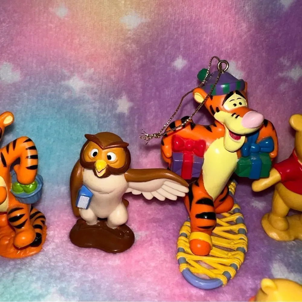 Disney Winnie the Pooh and friends cake topper’s